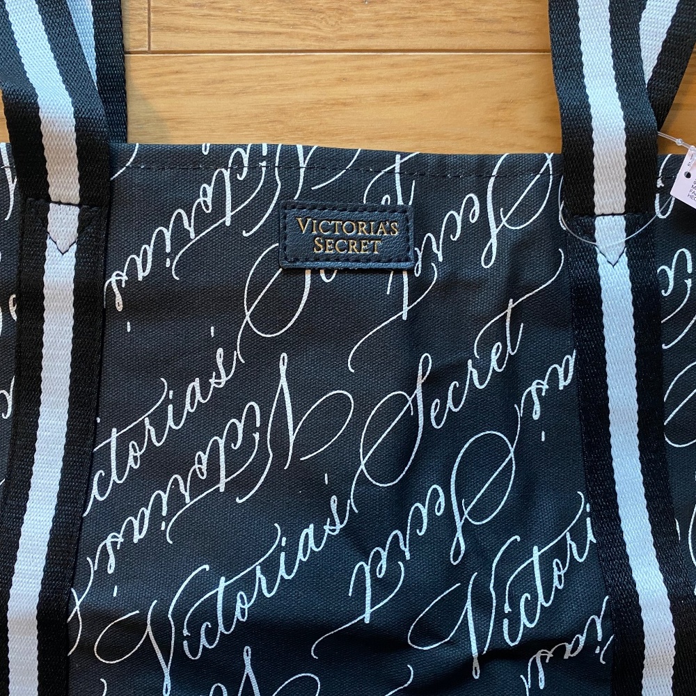 NWT Victoria's Secret Weekender Logo Black Tote - Picture 4 of 6